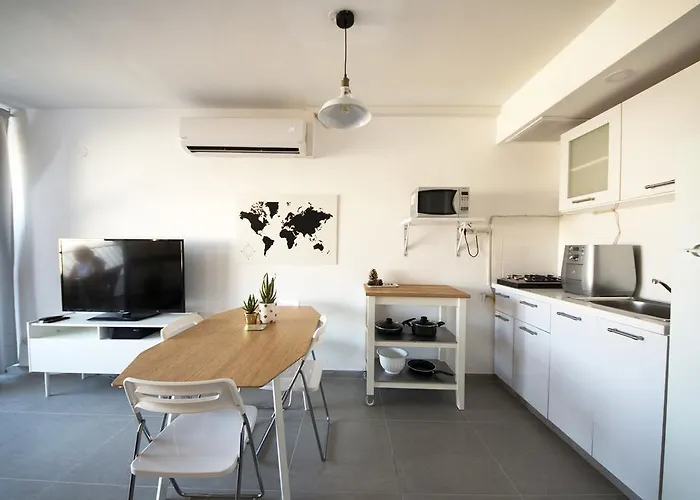 Holiday Apartment Alona